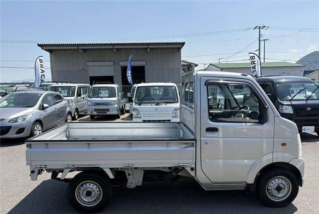 2009 Suzuki Carry JDM car for sale — photo 7 of 25