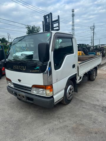 2000 Isuzu Elf JDM car for sale — photo 3 of 15