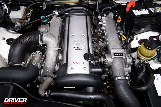 1999 Toyota Crown JDM car for sale — photo 4 of 25