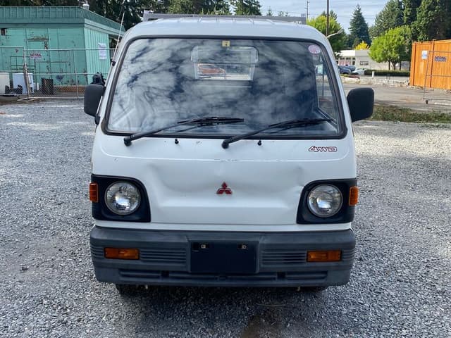 1991 Mitsubishi Minicab JDM car for sale — photo 2 of 10