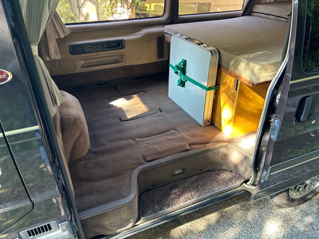 1994 Nissan Caravan JDM car for sale — photo 8 of 25