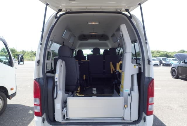 2011 Toyota HiAce JDM car for sale — photo 21 of 25
