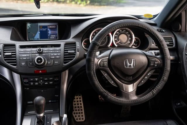2012 Honda Accord JDM car for sale — photo 10 of 14