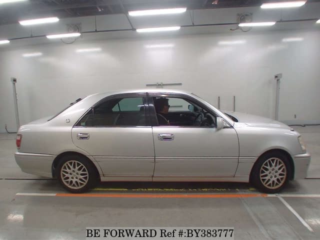 2000 Toyota Crown JDM car for sale — photo 5 of 8
