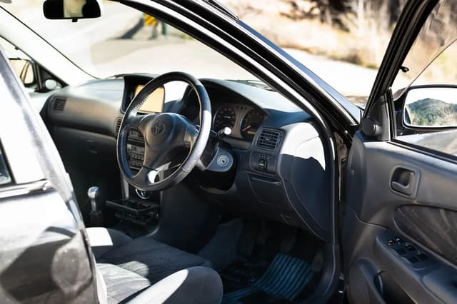 1999 Toyota JDM car for sale — photo 15 of 25