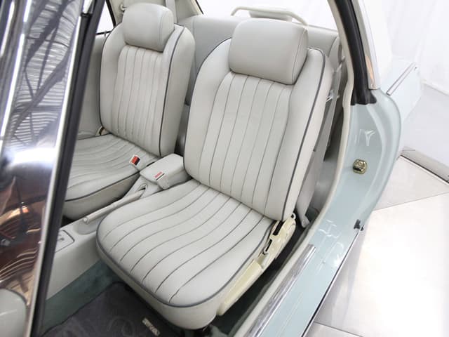 1991 Nissan Figaro JDM car for sale — photo 20 of 25