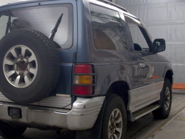 1993 Mitsubishi Pajero JDM car for sale — photo 5 of 8