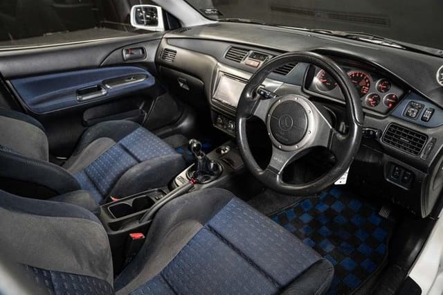 2003 Mitsubishi Lancer Evolution JDM car for sale — photo 19 of 20