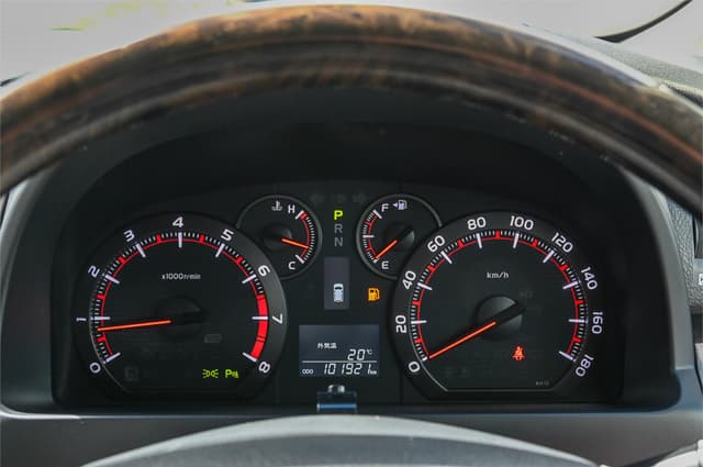 2012 Toyota Alphard JDM car for sale — photo 21 of 25