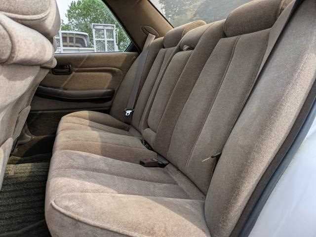 1992 Toyota Cresta JDM car for sale — photo 12 of 20