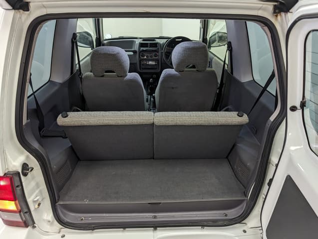 1996 Mitsubishi Pajero JDM car for sale — photo 22 of 24