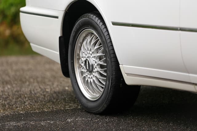 1996 Nissan Cima JDM car for sale — photo 25 of 25
