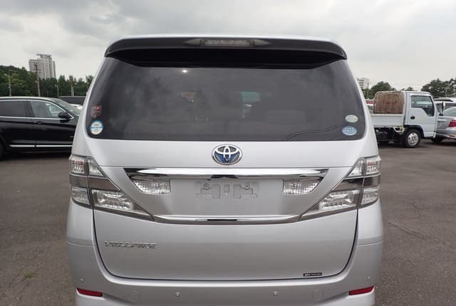 2009 Toyota Vellfire JDM car for sale — photo 4 of 25