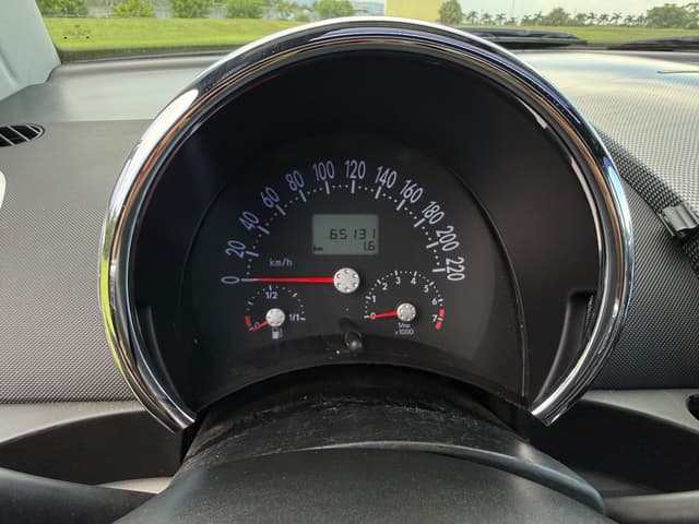1999 Volkswagen Beetle JDM car for sale — photo 14 of 25