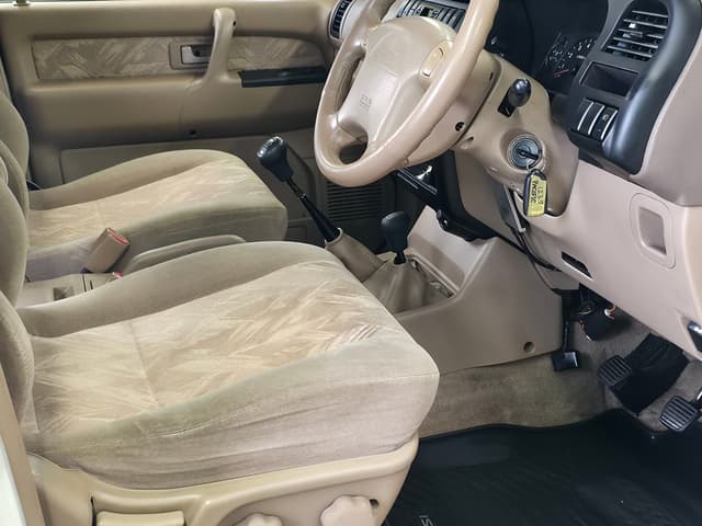 2000 Isuzu JDM car for sale — photo 8 of 25