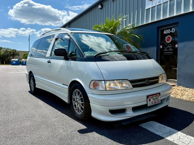 1998 Toyota Estima JDM car for sale — photo 12 of 23