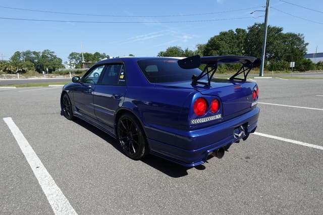 1998 Nissan Skyline JDM car for sale — photo 15 of 18