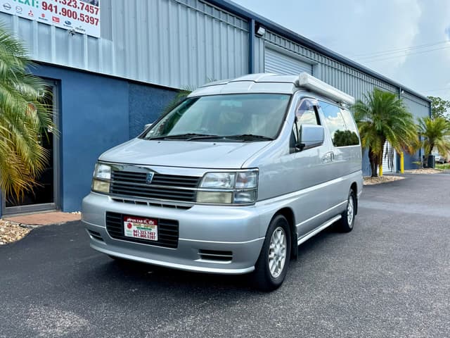 1999 Nissan Elgrand JDM car for sale — photo 2 of 25