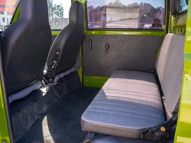 1998 Daihatsu Hijet JDM car for sale — photo 11 of 12