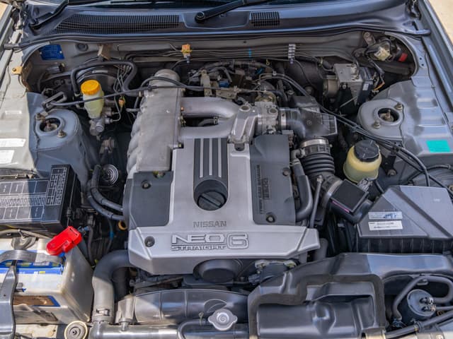 2000 Nissan Skyline JDM car for sale — photo 12 of 15