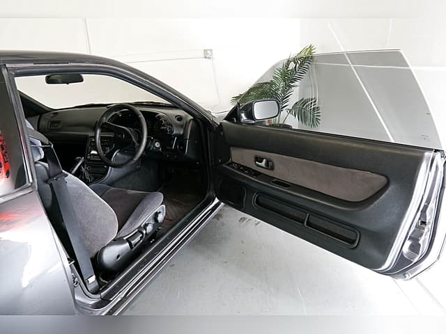 1993 Nissan Skyline JDM car for sale — photo 22 of 25