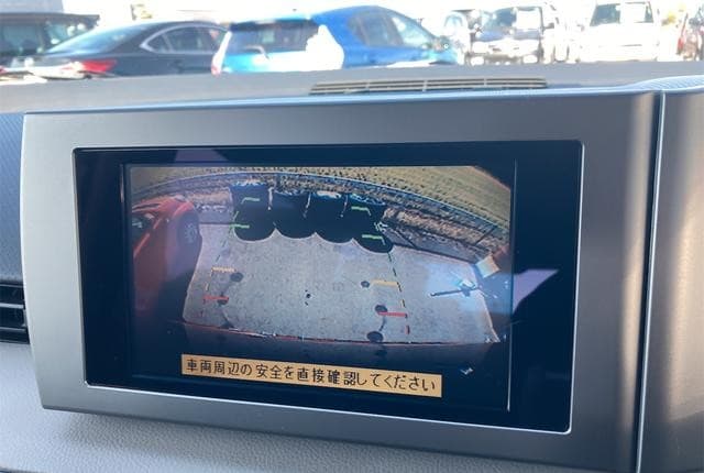 2003 Nissan Elgrand JDM car for sale — photo 19 of 25