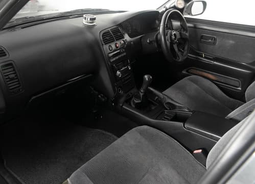 1994 Nissan Skyline JDM car for sale — photo 9 of 14