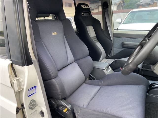 2001 Toyota Land Cruiser JDM car for sale — photo 16 of 21