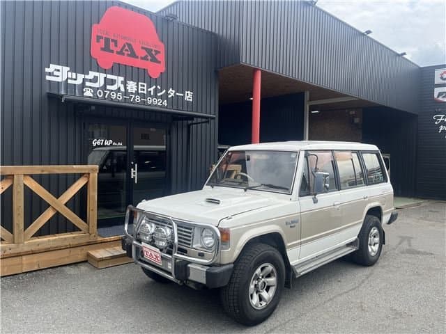 1990 Mitsubishi Pajero JDM car for sale — photo 22 of 24