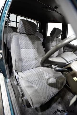 1995 Toyota Hilux JDM car for sale — photo 15 of 25