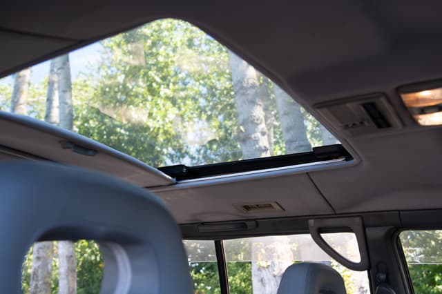 1994 Mitsubishi Pajero JDM car for sale — photo 14 of 15