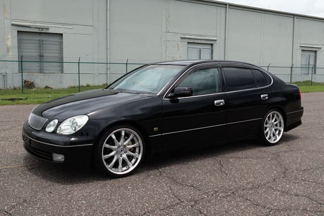 2001 Toyota Aristo JDM car for sale — photo 11 of 18