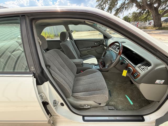1998 Toyota Mark II JDM car for sale — photo 17 of 21