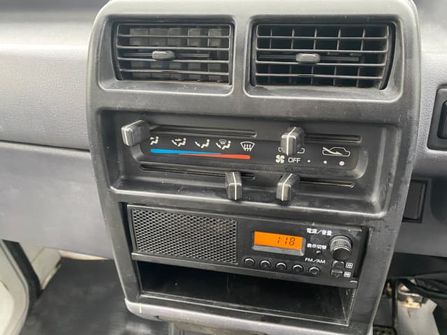1995 Mitsubishi Minicab JDM car for sale — photo 20 of 20