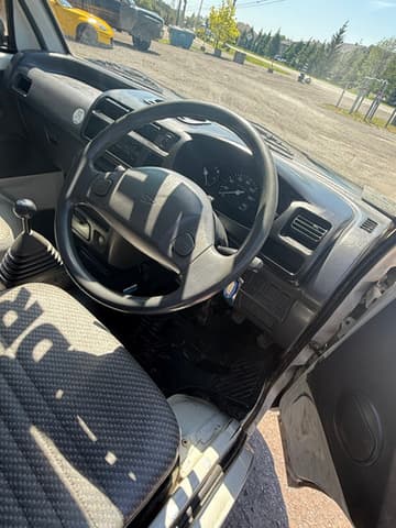 2000 Daihatsu Hijet JDM car for sale — photo 11 of 11