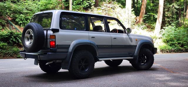 1995 Toyota Land Cruiser JDM car for sale — photo 15 of 25