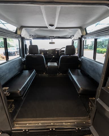 1990 Land Rover Defender JDM car for sale — photo 11 of 13