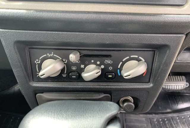 2008 Mitsubishi Pajero Mini JDM car for sale — photo 15 of 25
