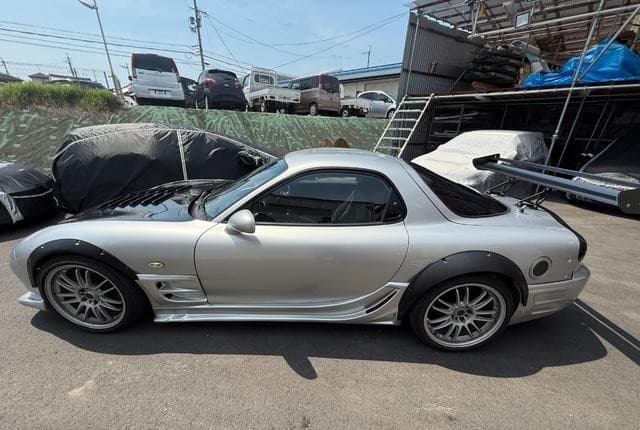 2002 Mazda RX-7 JDM car for sale — photo 9 of 25