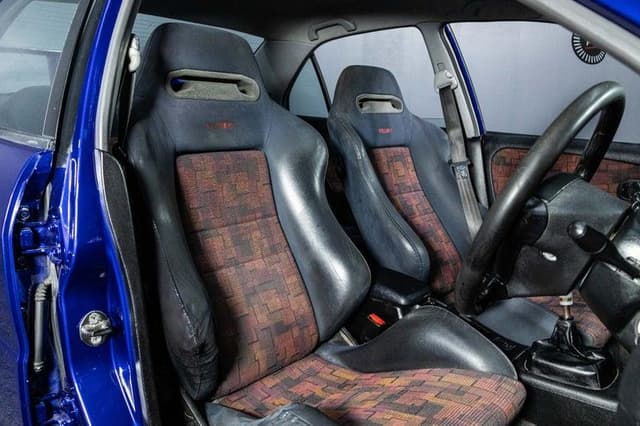 1996 Mitsubishi Lancer Evolution JDM car for sale — photo 18 of 19