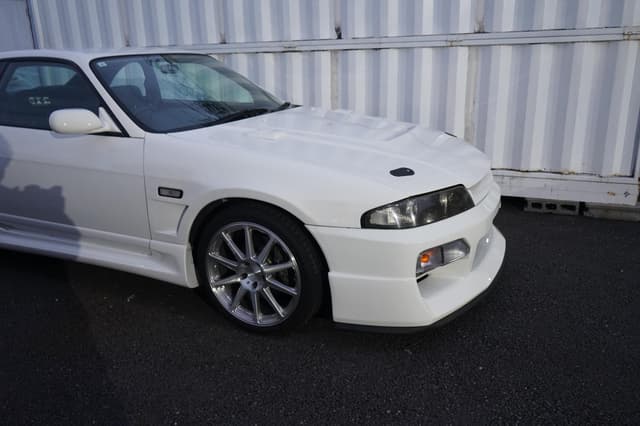 1997 Nissan Skyline JDM car for sale — photo 9 of 25