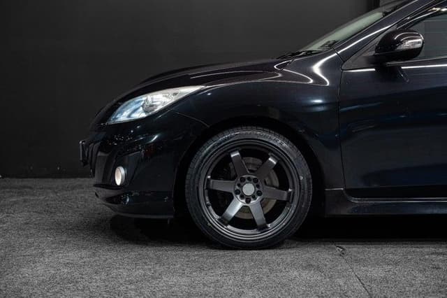 2012 Mazda Axela JDM car for sale — photo 6 of 12