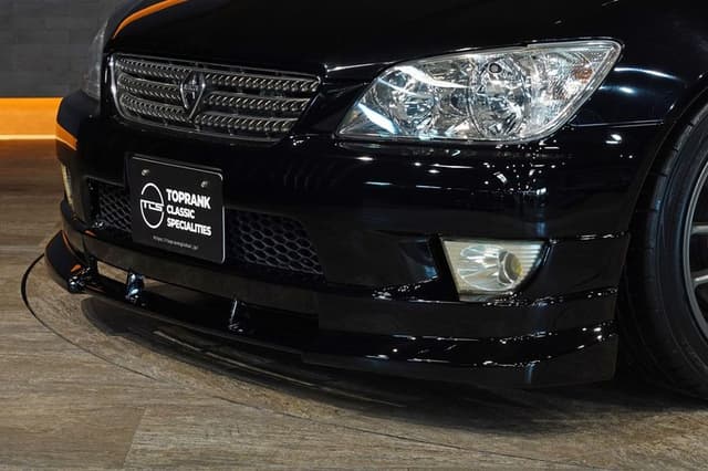 2002 Toyota Altezza JDM car for sale — photo 13 of 25