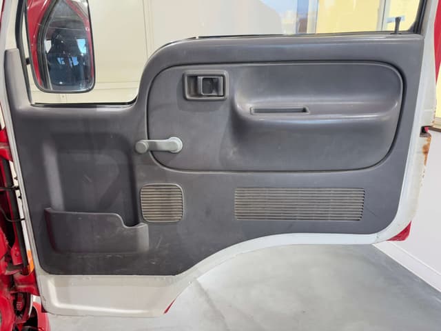 1992 Nissan Atlas JDM car for sale — photo 19 of 25