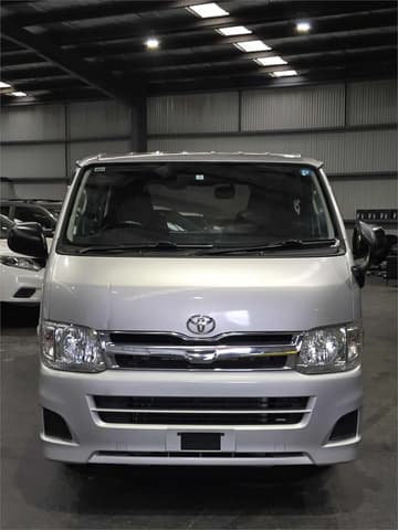 2012 Toyota HiAce JDM car for sale — photo 5 of 21