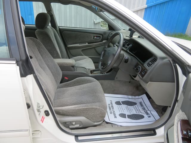 1996 Toyota Mark II JDM car for sale — photo 10 of 20