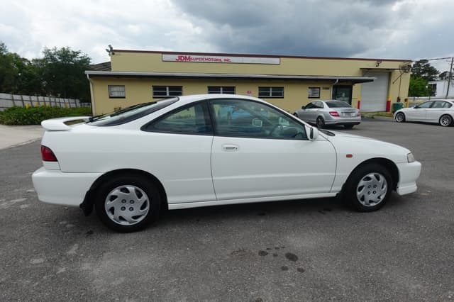 1998 Honda Integra JDM car for sale — photo 10 of 16