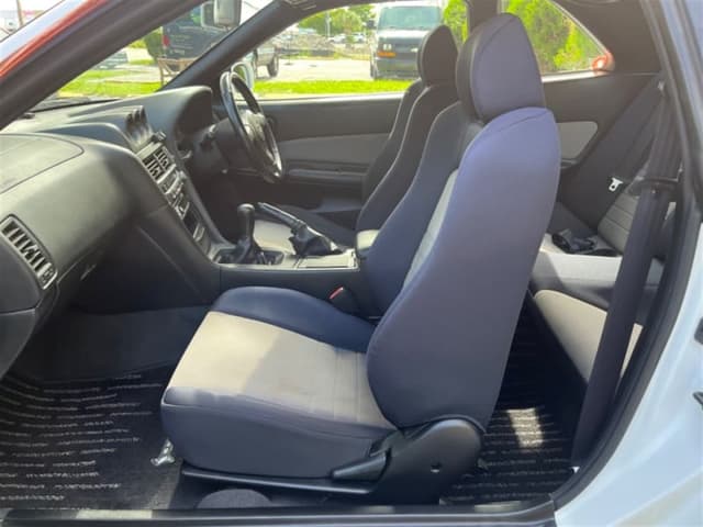 1998 Nissan Skyline JDM car for sale — photo 12 of 17