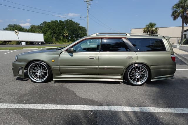 1998 Nissan Stagea JDM car for sale — photo 11 of 20