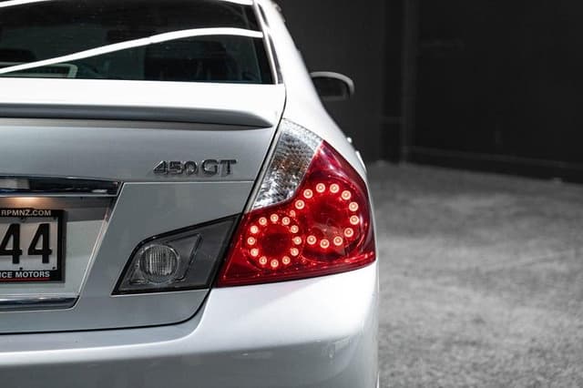 2006 Nissan Fuga JDM car for sale — photo 10 of 17